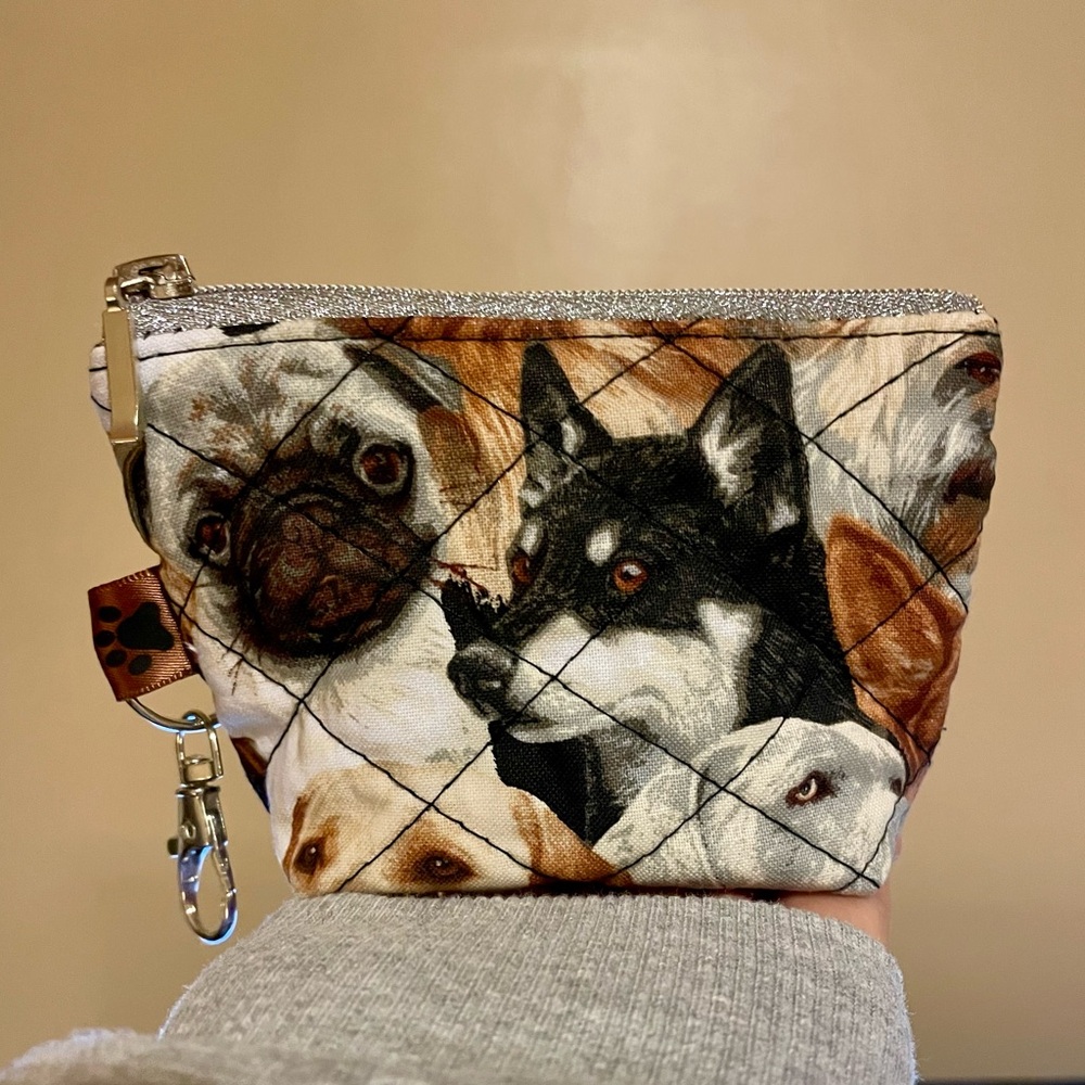 Dog Print Quilted Coin/Card/Key Holder Pouch- Brand 🆕